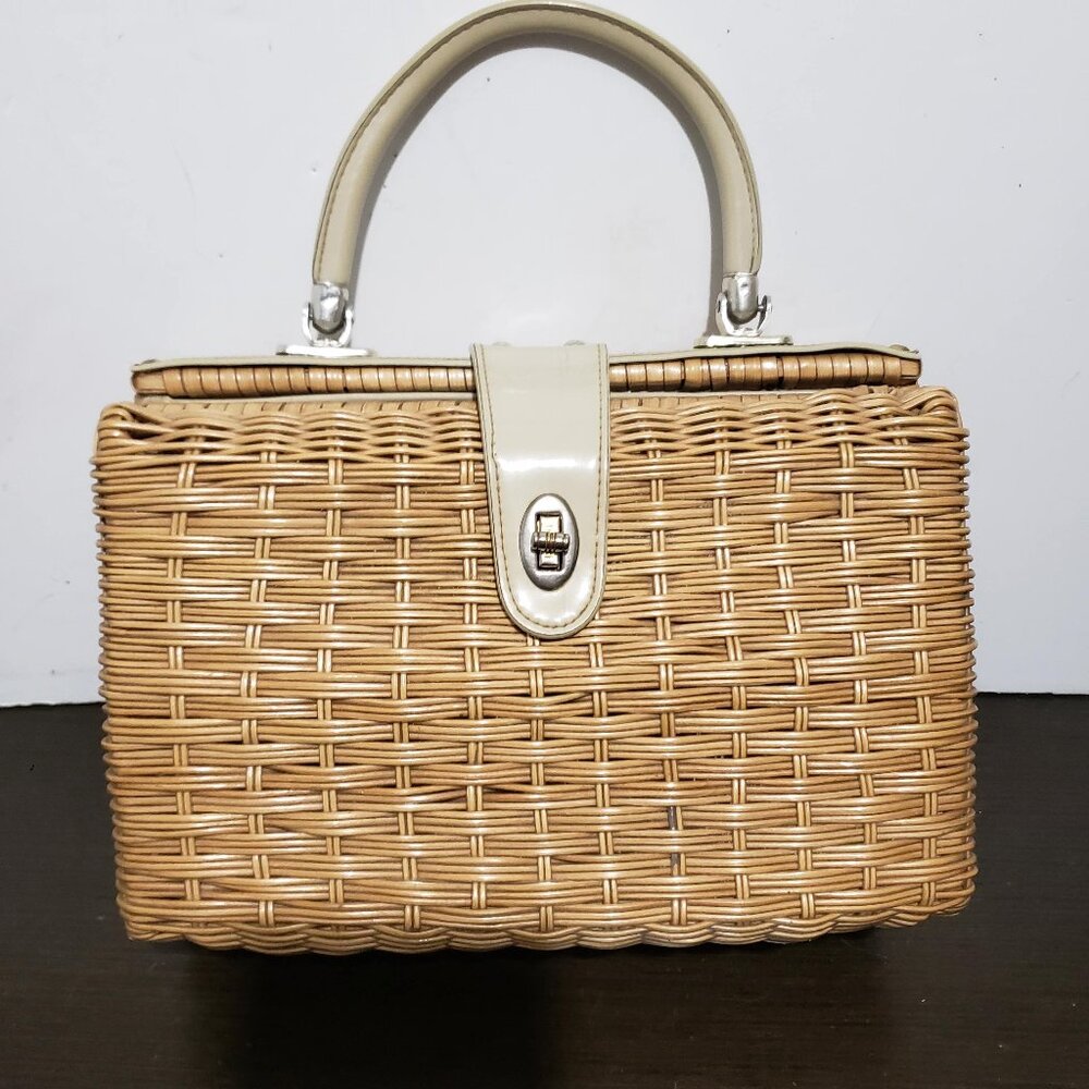 Vtg Tan Double Sided Wicker Woven Handbag w/ Two Turn latch Closure